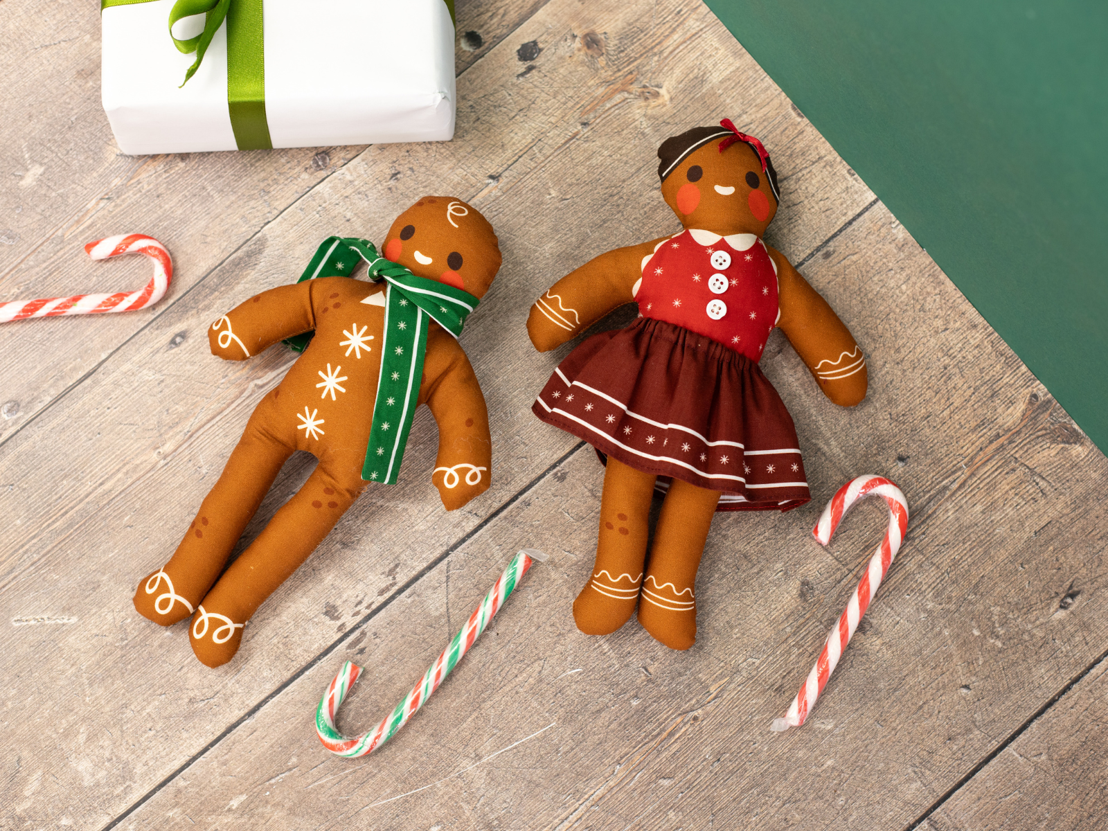 Gingerbread Man or online Gingerbread Lady brooches