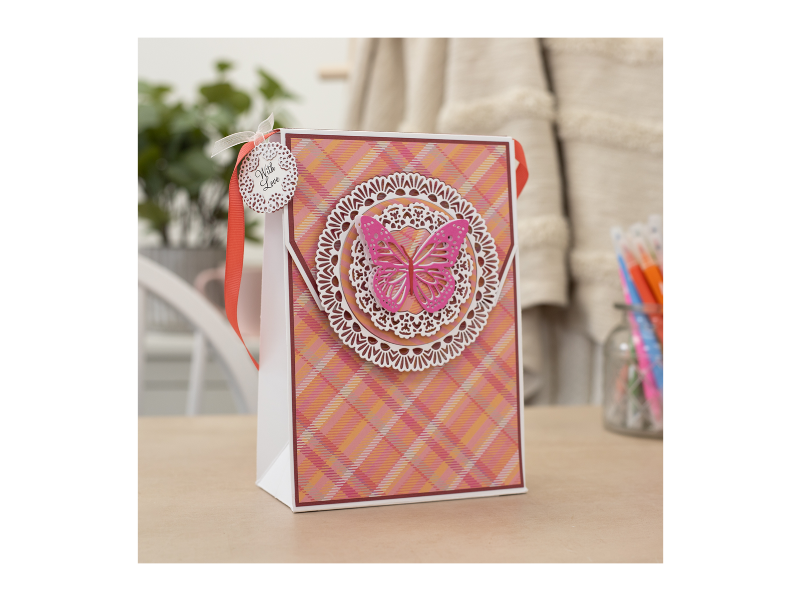 Gemini Lace Nesting Die - Lace Doily Frames